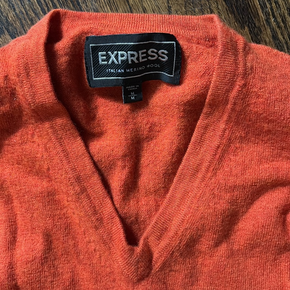 Express V-neck Sweater Italian Merino Wool in Vibrant Orange M runs small 4-6 - Picture 2 of 5